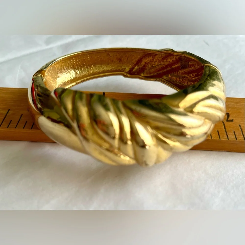 Vintage Gold Bangle Heavy Weight